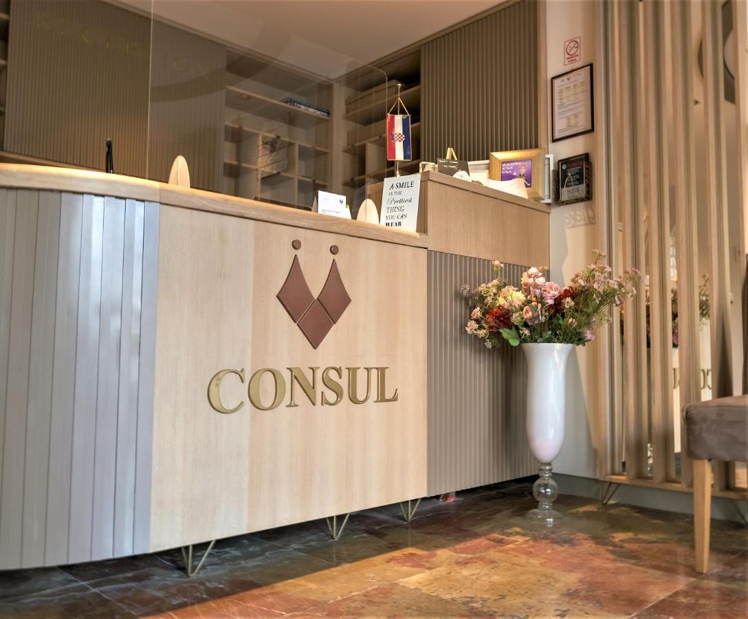 Hotel Consul Split Exterior photo